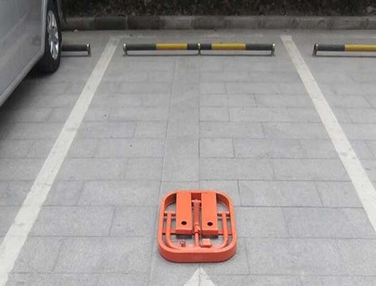 Складной блокиратор для парковки